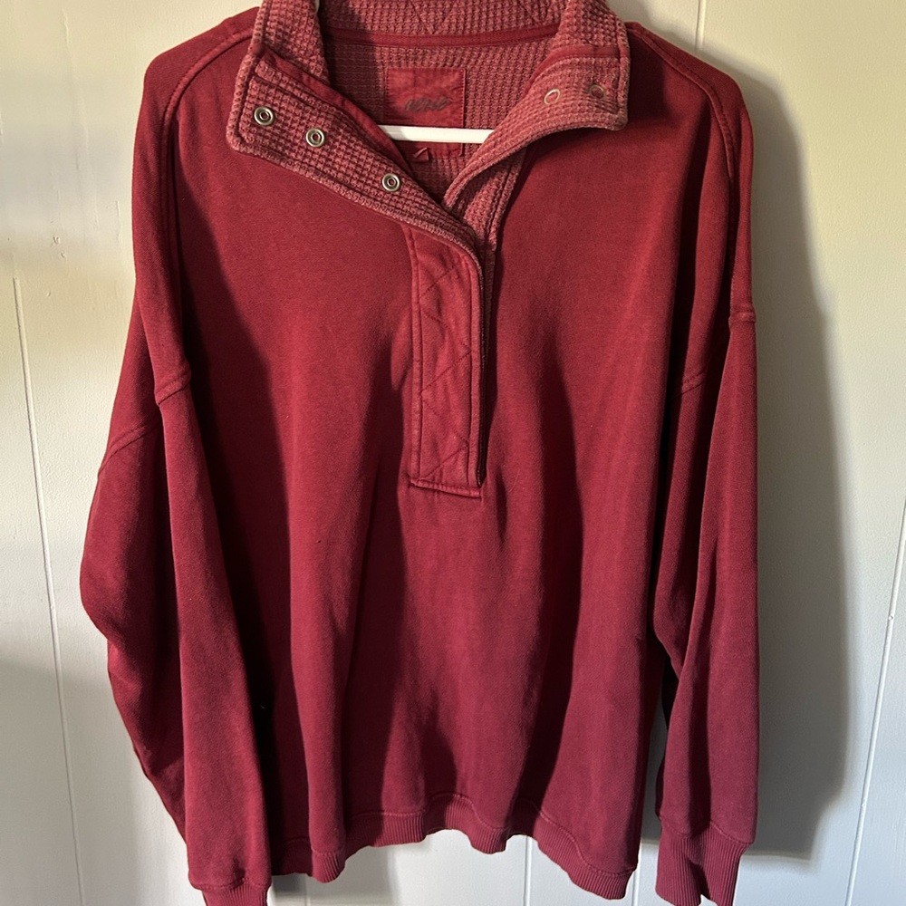 Aerie Women’s Burgundy Button Up Sweater